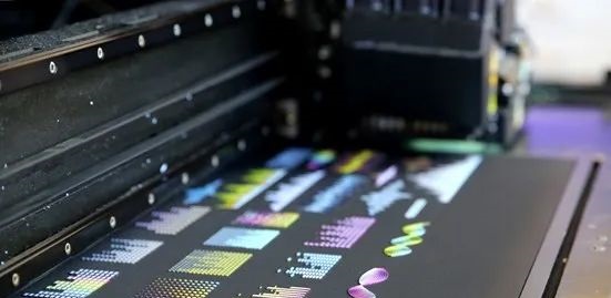 FabriX創新套件強助攻，J850 Prime再攀設計新高度